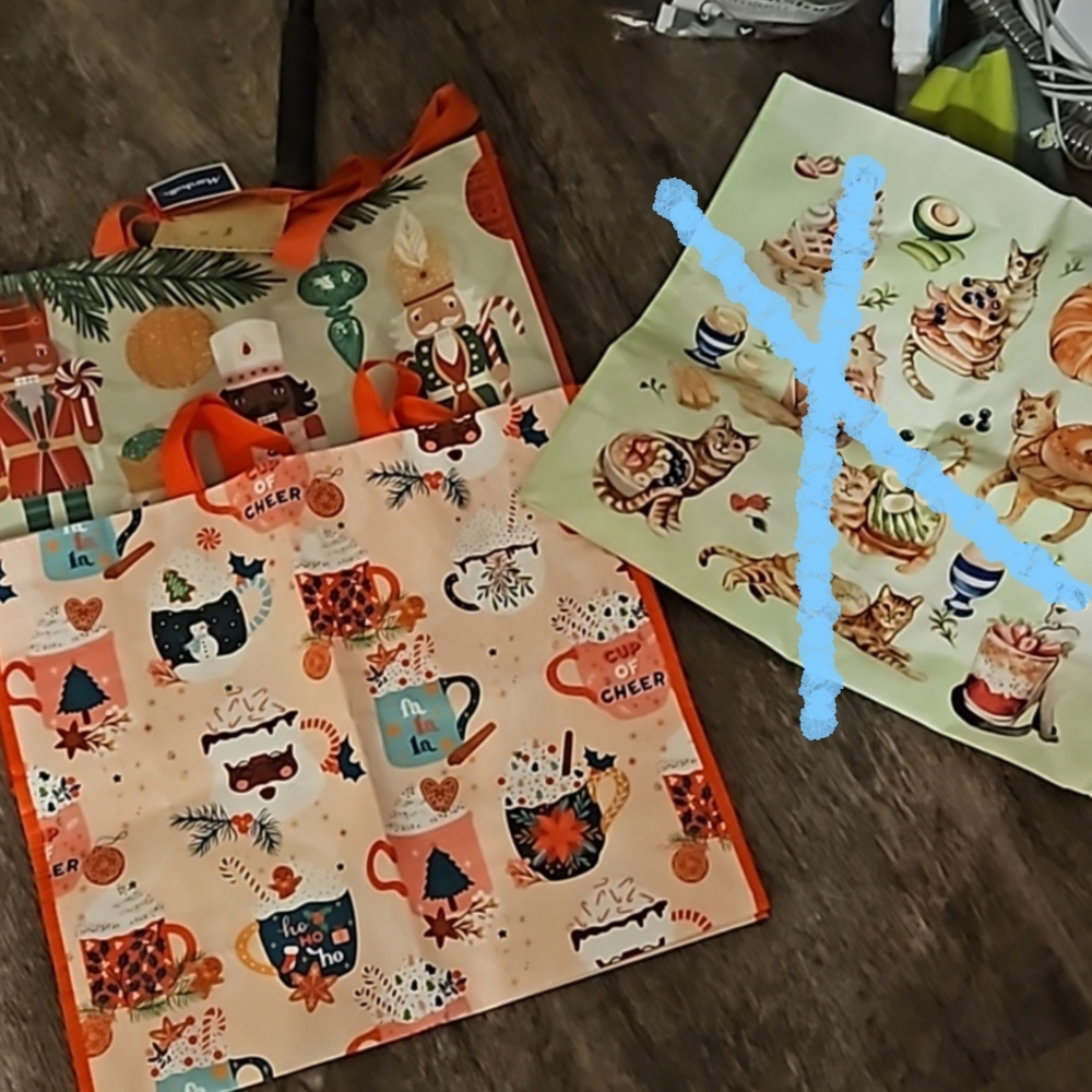 2 tjmaxx marshall holiday reusable large bags